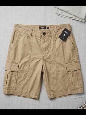 ​NWT Union Khaki Cargo Shorts - Size 30 R